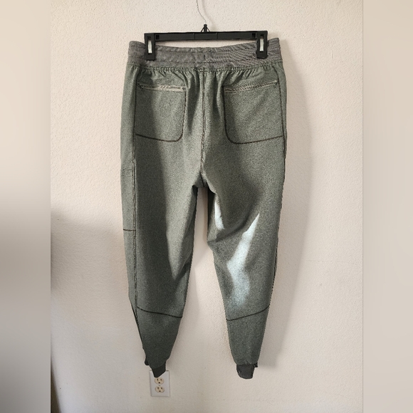 Women's WonderWink Heather Olive Green Cargo Jogger Pants Size: Medium - Picture 2 of 11